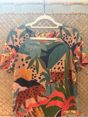 Farm Rio Shirt size small